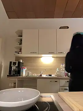 Snapshot of Viola_Beck chatting on February 18, 2026, 6:15 pm Viola Beck online show from February 18, 2026, 6:15 pm