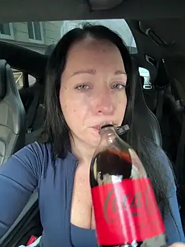 Snapshot of Viola_Beck chatting on February 8, 2026, 9:18 am Viola Beck online show from February 8, 2026, 9:18 am