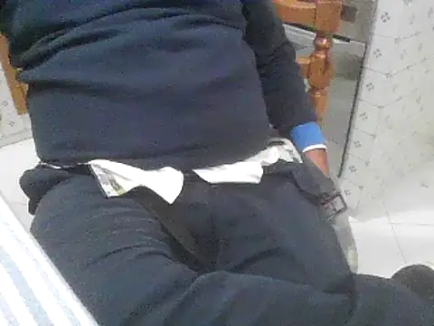 Snapshot of polloiw chatting on October 2, 2025, 12:19 pm polloiw online show from October 2, 2025, 12:19 pm