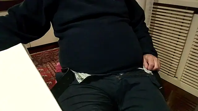 polloiw online show from April 8, 2026, 8:43 pm