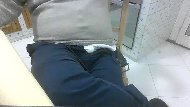 Snapshot of polloiw chatting on November 26, 2025, 1:44 pm polloiw online show from November 26, 2025, 1:44 pm