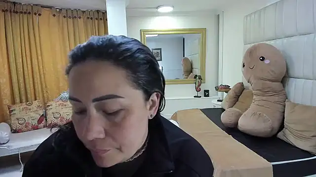 gaby trent online show from September 18, 2025, 1:25 pm