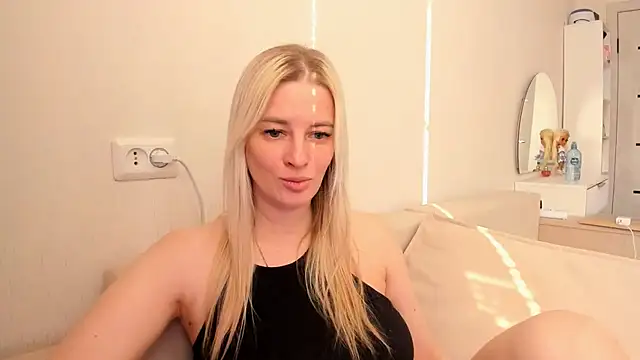 Snapshot of HILT_ON chatting on February 19, 2026, 9:28 am HILT ON online show from February 19, 2026, 9:28 am