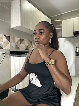 cristaaalclocks1 online show from March 14, 2025, 1:35 pm