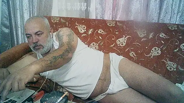 husoizmir online show from March 14, 2025, 7:15 am