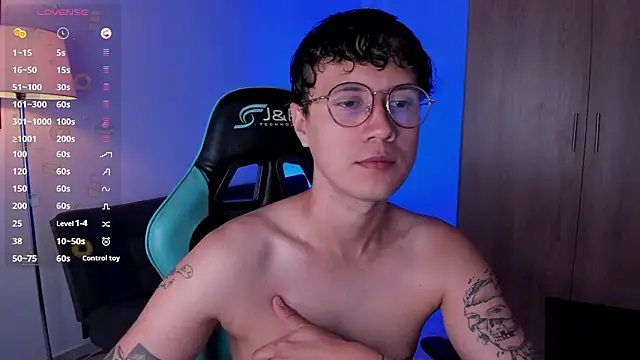 LeaneSeb online show from February 3, 2026, 12:43 pm