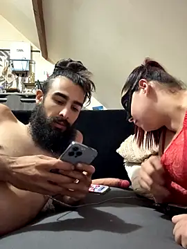 Snapshot of Av0caT chatting on September 21, 2025, 5:51 pm Av0caT online show from September 21, 2025, 5:51 pm