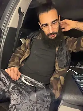 Snapshot of Av0caT chatting on December 20, 2025, 12:46 am Av0caT online show from December 20, 2025, 12:46 am