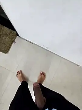 Snapshot of GUJJU_GUJARATI chatting on October 28, 2025, 10:14 am GUJJU GUJARATI online show from October 28, 2025, 10:14 am