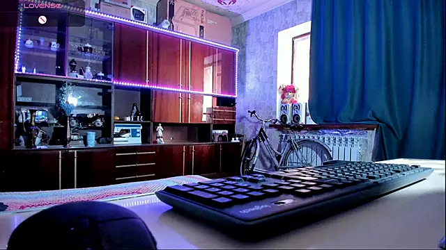 Snapshot of pa1e_pr1ncess chatting on March 18, 2025, 6:28 am pa1e pr1ncess online show from March 18, 2025, 6:28 am