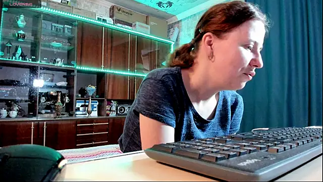 Snapshot of pa1e_pr1ncess chatting on September 8, 2025, 3:11 pm pa1e pr1ncess online show from September 8, 2025, 3:11 pm