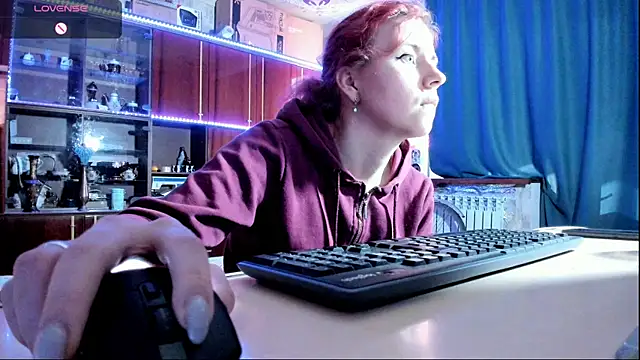 Snapshot of pa1e_pr1ncess chatting on March 21, 2025, 11:55 am pa1e pr1ncess online show from March 21, 2025, 11:55 am