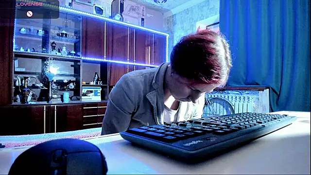 Snapshot of pa1e_pr1ncess chatting on March 18, 2025, 1:34 pm pa1e pr1ncess online show from March 18, 2025, 1:34 pm