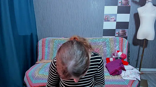 Snapshot of pa1e_pr1ncess chatting on December 3, 2025, 7:30 am pa1e pr1ncess online show from December 3, 2025, 7:30 am