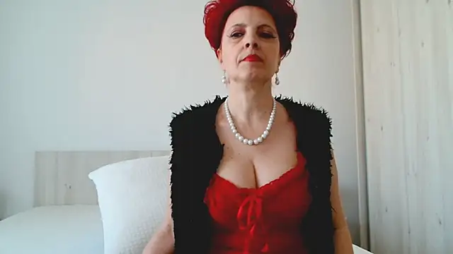 Snapshot of MilfSupreme chatting on March 8, 2025, 11:05 am MilfSupreme online show from March 8, 2025, 11:05 am
