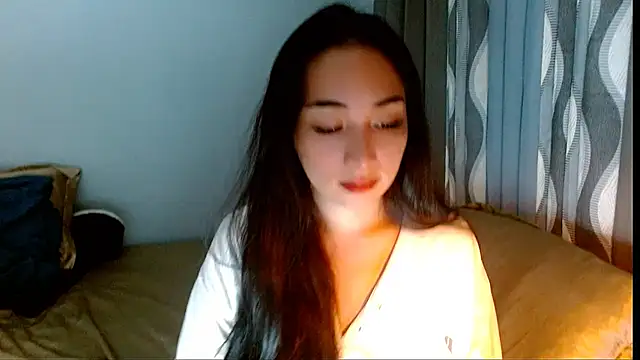 Snapshot of SweetLilly_18 chatting on February 25, 2026, 1:00 pm SweetLilly 18 online show from February 25, 2026, 1:00 pm