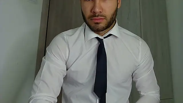 Justynn1 online show from April 12, 2026, 11:24 am