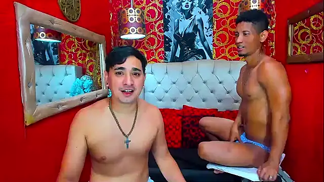 Snapshot of PEINBOYS chatting on February 24, 2026, 1:23 pm PEINBOYS online show from February 24, 2026, 1:23 pm