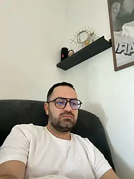 MathiasTaylor online show from April 25, 2026, 8:50 am