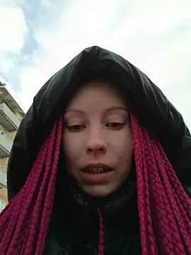 Frost foxy online show from April 11, 2026, 10:19 am