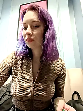 Snapshot of Frost_foxy chatting on January 18, 2025, 5:41 am Frost foxy online show from January 18, 2025, 5:41 am