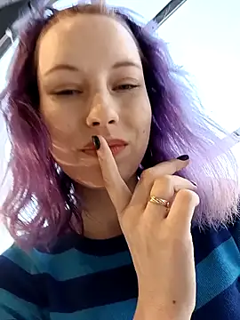 Snapshot of Frost_foxy chatting on February 8, 2025, 8:09 am Frost foxy online show from February 8, 2025, 8:09 am