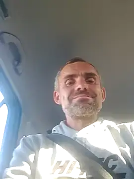 Snapshot of pavel858@xh chatting on July 24, 2026, 4:14 pm pavel858xh online show from July 24, 2026, 4:14 pm