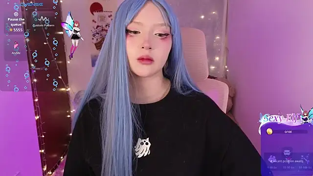 KuroChan420 online show from December 17, 2025, 12:26 am