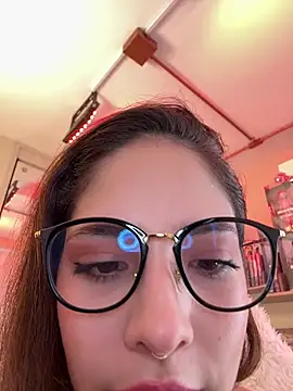 Zoe Bae online show from February 13, 2026, 10:32 pm