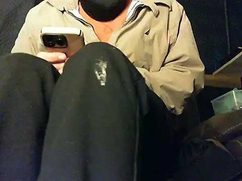 Sitonmyface2020xh online show from December 15, 2025, 12:44 pm