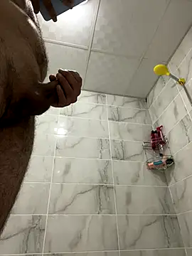 Snapshot of Ffhdr chatting on October 1, 2025, 6:45 pm Ffhdr online show from October 1, 2025, 6:45 pm