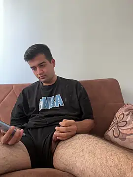 Snapshot of Ffhdr chatting on October 13, 2025, 12:18 pm Ffhdr online show from October 13, 2025, 12:18 pm