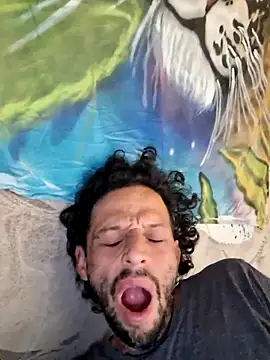 Toycockhot online show from November 18, 2025, 1:03 pm