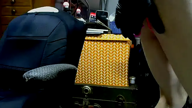 Snapshot of jjdirty6996 chatting on November 21, 2025, 1:43 pm jjdirty6996 online show from November 21, 2025, 1:43 pm