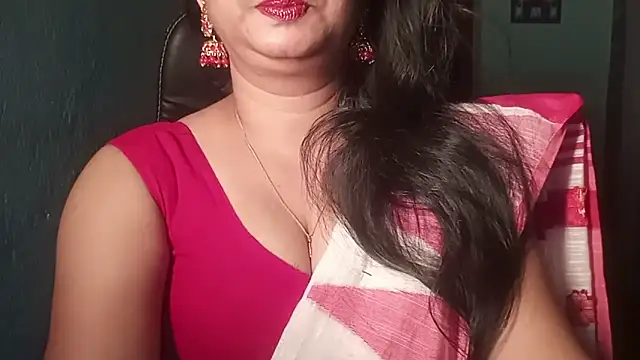 Snapshot of YourModhu chatting on June 13, 2026, 6:17 pm YourModhu online show from June 13, 2026, 6:17 pm