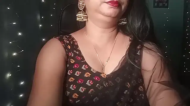 Snapshot of YourModhu chatting on July 15, 2026, 8:27 pm YourModhu online show from July 15, 2026, 8:27 pm