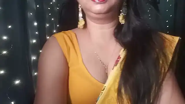 Snapshot of YourModhu chatting on June 21, 2026, 6:03 pm YourModhu online show from June 21, 2026, 6:03 pm