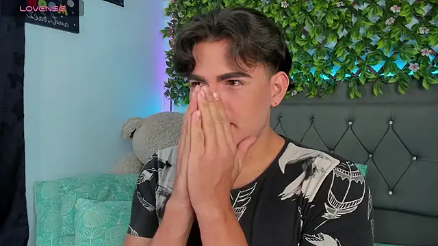 kamii 22 online show from January 25, 2025, 9:04 am