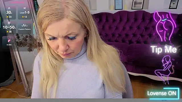 Abby Moore  online show from June 2, 2026, 7:08 am