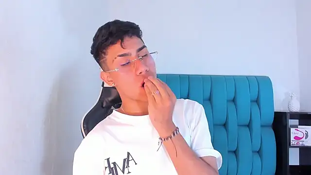 AlanNaughty online show from February 27, 2025, 8:53 pm