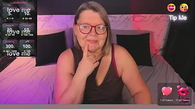 Shannonshine online show from December 1, 2025, 1:01 pm