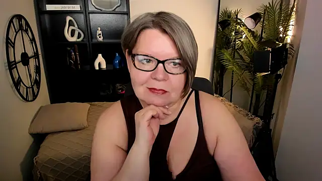 Shannonshine online show from May 15, 2026, 1:31 pm