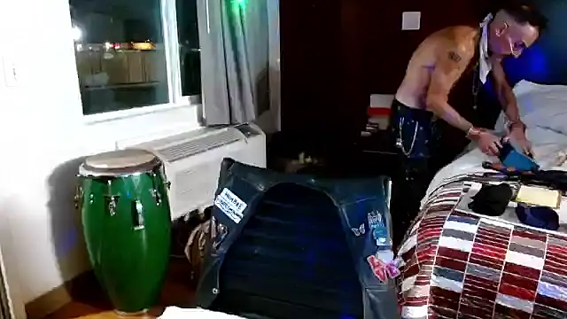 mycock2474u online show from November 6, 2025, 6:39 am