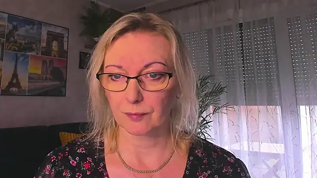 vanessa chat online show from February 22, 2026, 2:19 pm