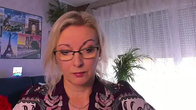 vanessa chat online show from June 3, 2026, 1:23 pm
