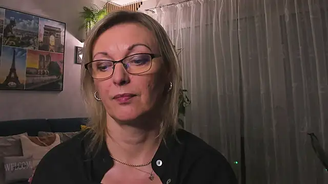 vanessa chat online show from March 3, 2025, 8:21 pm