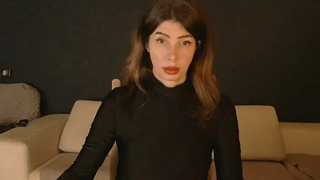 WhiteQueen888 online show from December 18, 2025, 10:02 pm