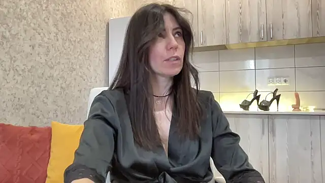 HotyWinter online show from March 30, 2026, 4:36 am