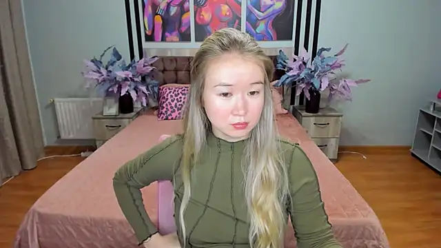 PollyOcean online show from September 26, 2025, 10:00 am