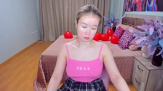 PollyOcean online show from February 17, 2025, 10:51 am